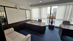 High Street Centre (D6), Office #604756981